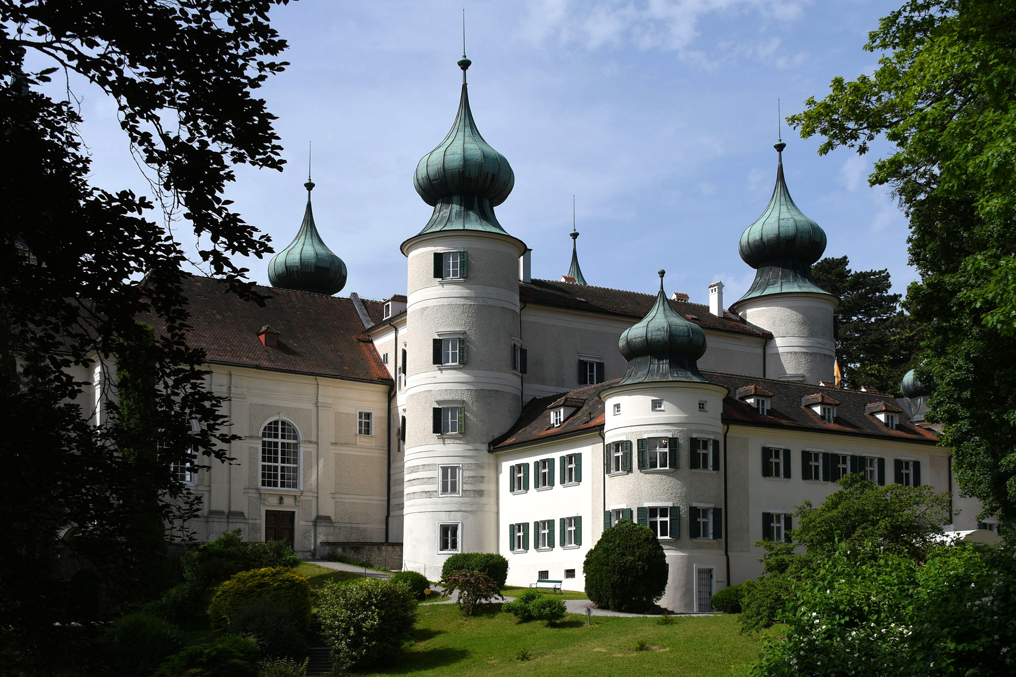 Artstetten (Photo license: CC BY 2.0)
